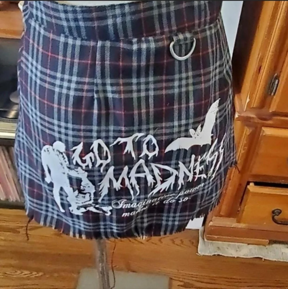 Punk skirt plaid kilt japanese goth school girl tripp kawaii mini lipservice - Picture 4 of 8